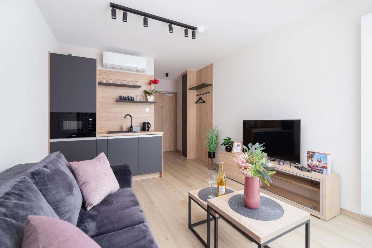 Modern Apartment Srodmiescie Krakow By Noclegi Renters Ngoại thất bức ảnh