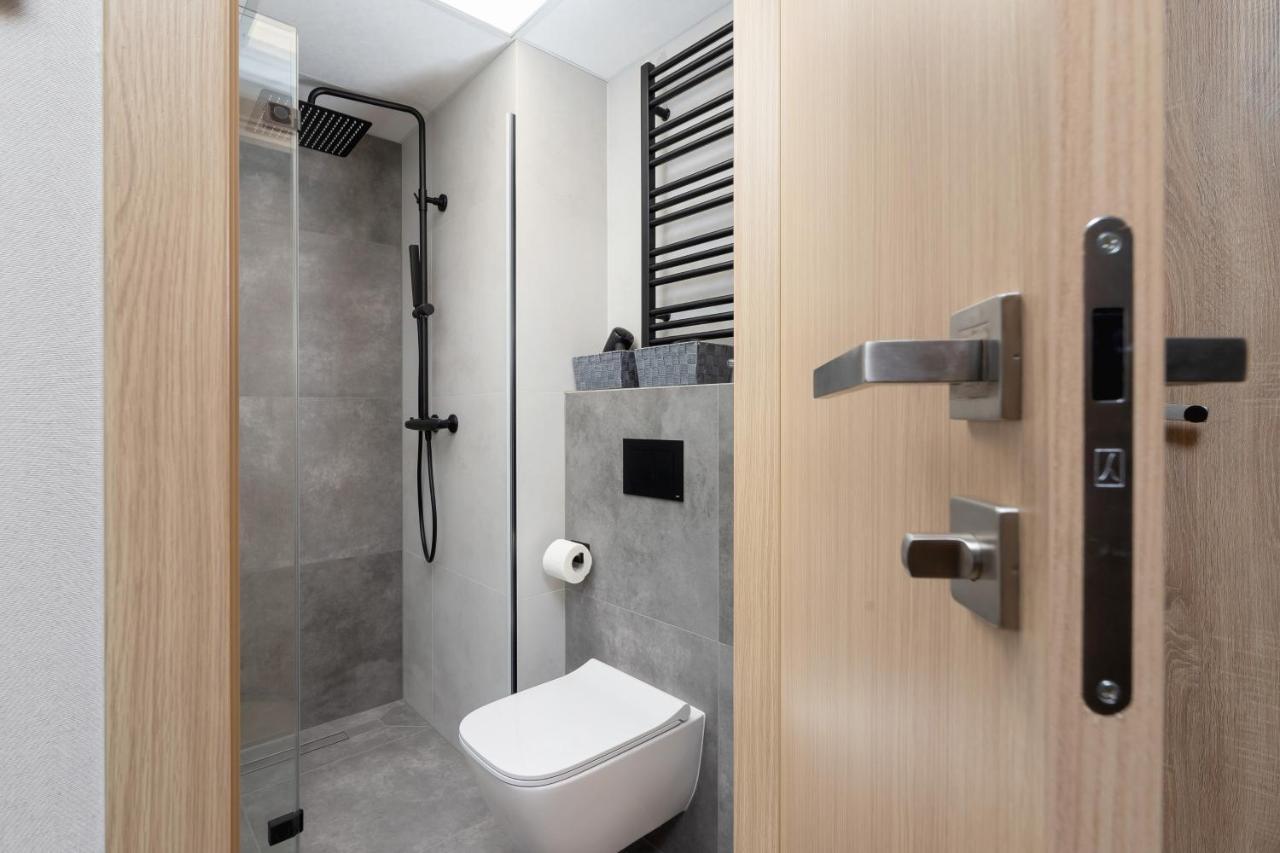 Modern Apartment Srodmiescie Krakow By Noclegi Renters Ngoại thất bức ảnh