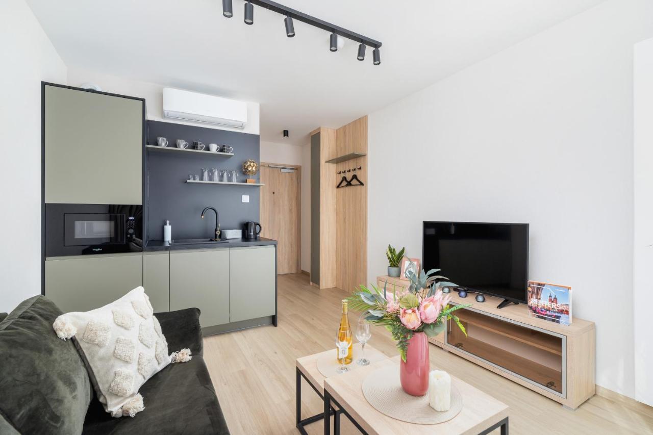 Modern Apartment Srodmiescie Krakow By Noclegi Renters Ngoại thất bức ảnh